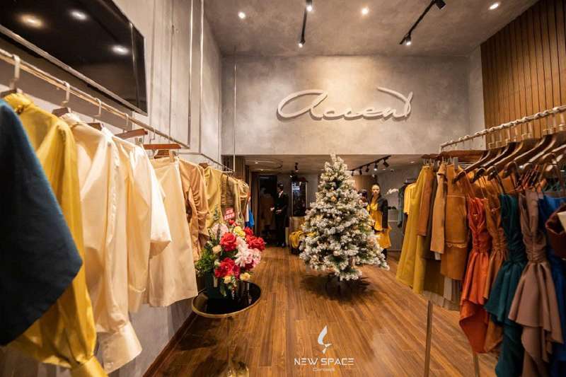 Những mẫu thiết kế cửa hàng quần áo Hà Nội vừa đẹp, vừa tiết kiệm chi phí 4 Những mẫu thiết kế cửa hàng quần áo Hà Nội vừa đẹp, vừa tiết kiệm chi phí